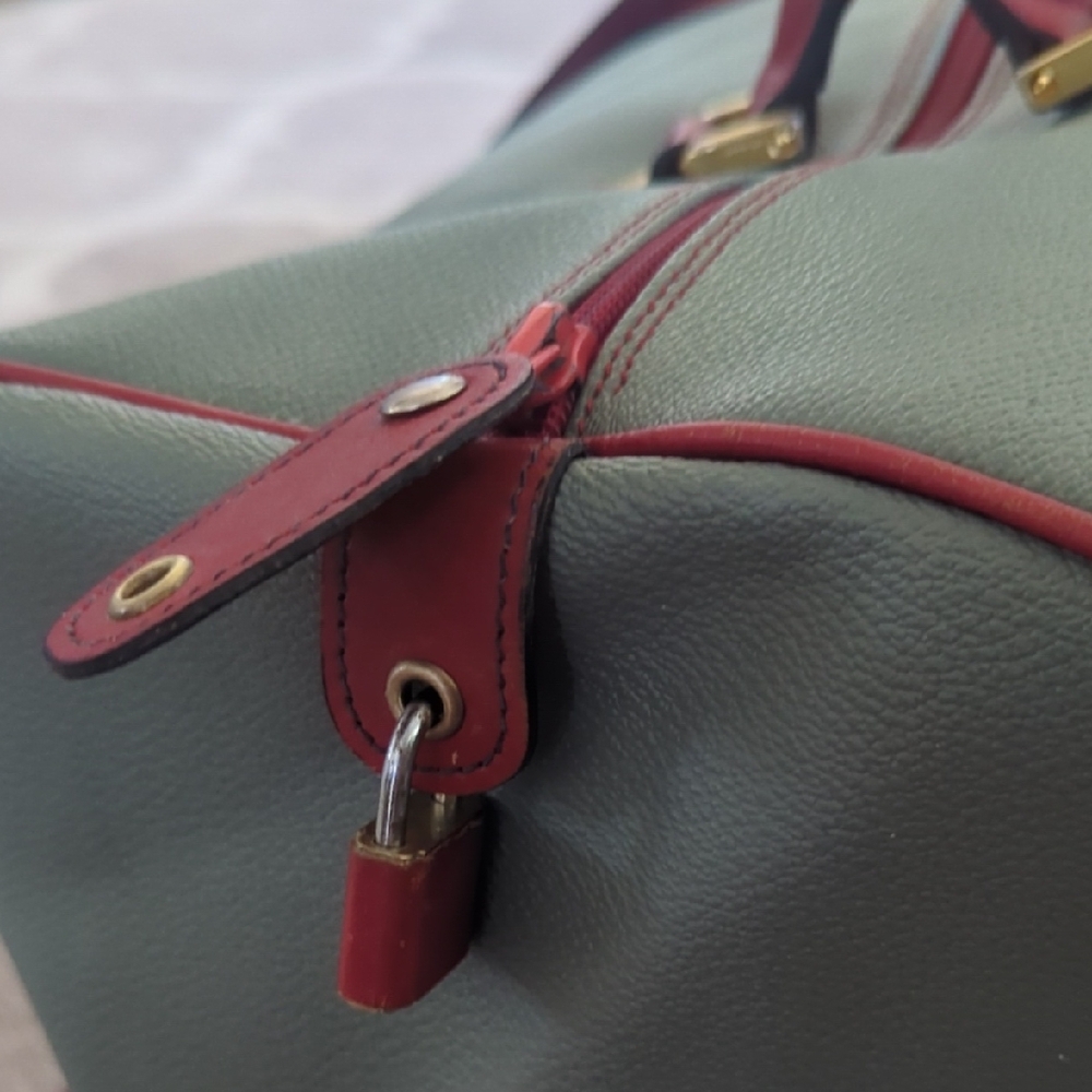 Valentino Garavani Style Green and Red Duffel Bag - Picture 5 of 17